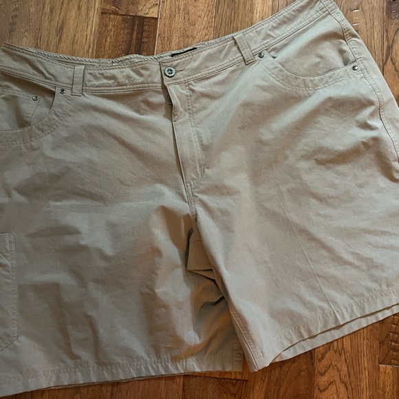 Men’s Work n’ Sport Utility Shorts — Two Pair Bundle - Picture 3 of 5